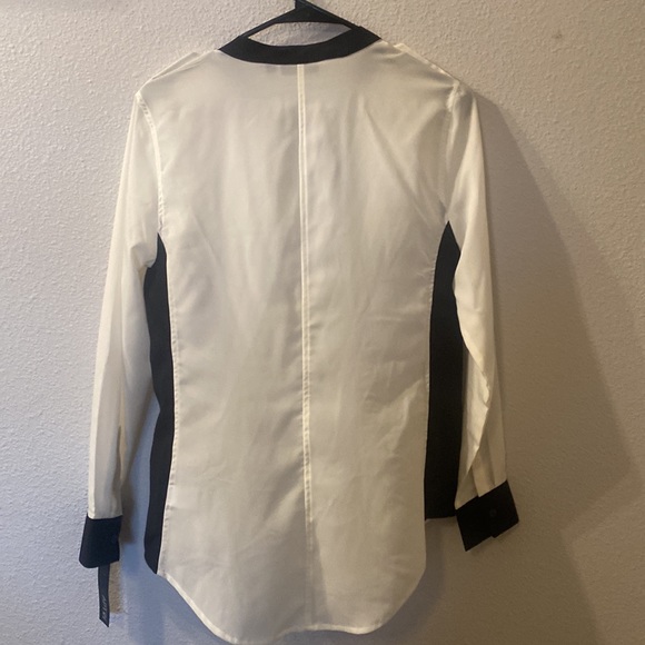 NWT Apt. 9 button down blouse size XS - Picture 3 of 4